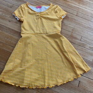 Zunie Girl S 6 Yellow Striped Kids Dress Short Sleeve Knee Length